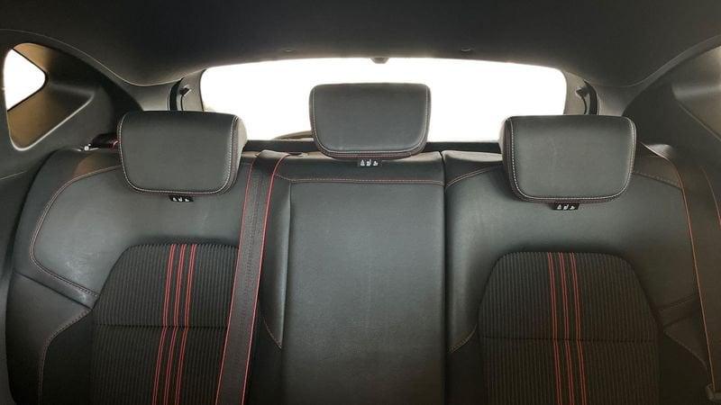 Renault Captur E-Tech plug-in hybrid 1.6 PHEV E-TECH 117KW RS LINE