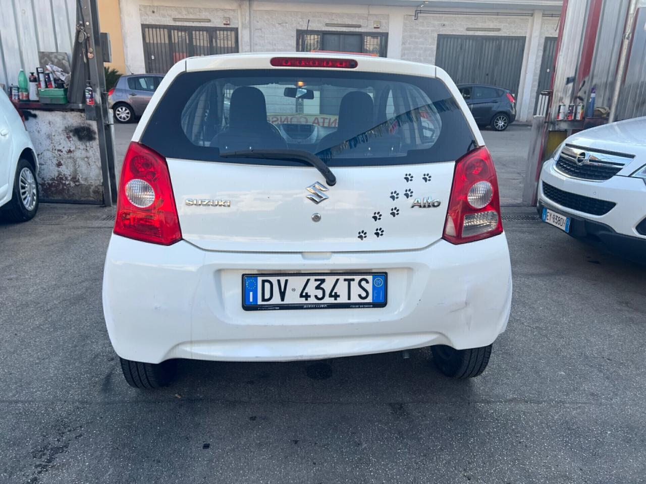 Suzuki alto 1.0 benzina Anno 2010 km 104.000