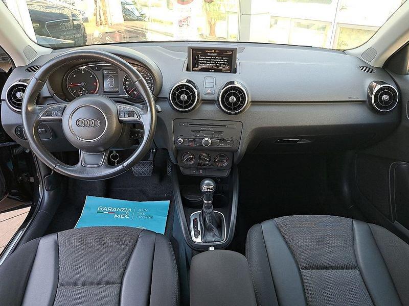 Audi A1 A1 Sportback 1.6 tdi Attraction s-tronic