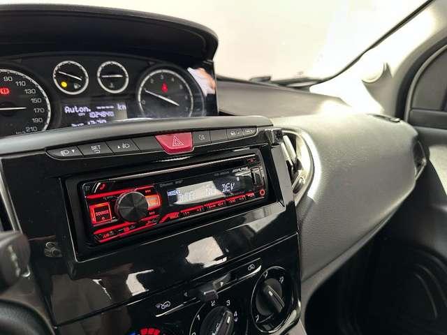 Lancia Ypsilon 1.2 69 CV 5 P NEOPATENTATI