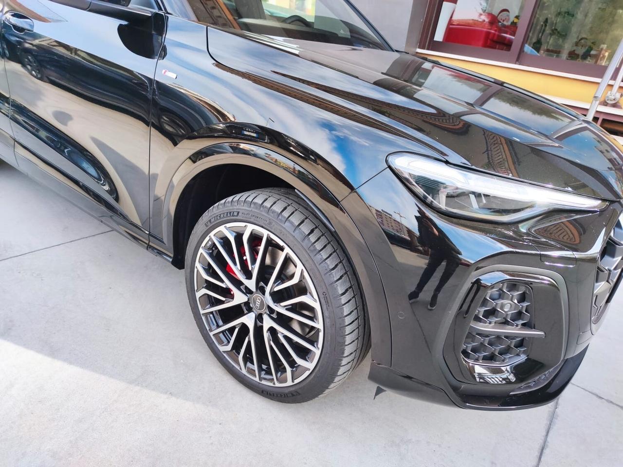 Audi Q5 SPB TDI 150 kW mHEV+ S tronic quattro line edition