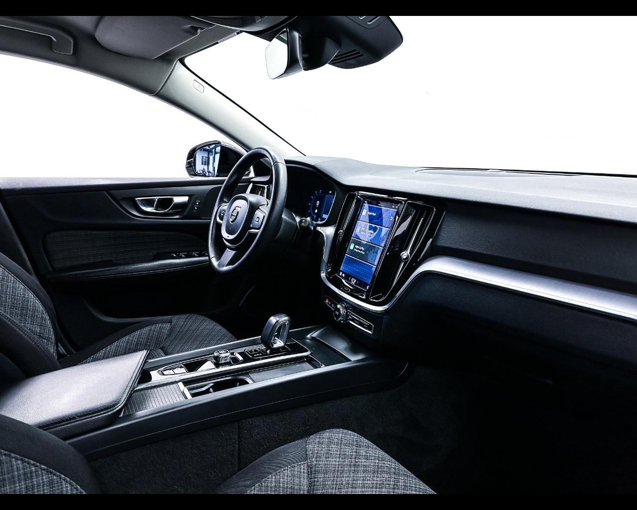 VOLVO V60 (2018-->) - V60 B4 (d) automatico Core