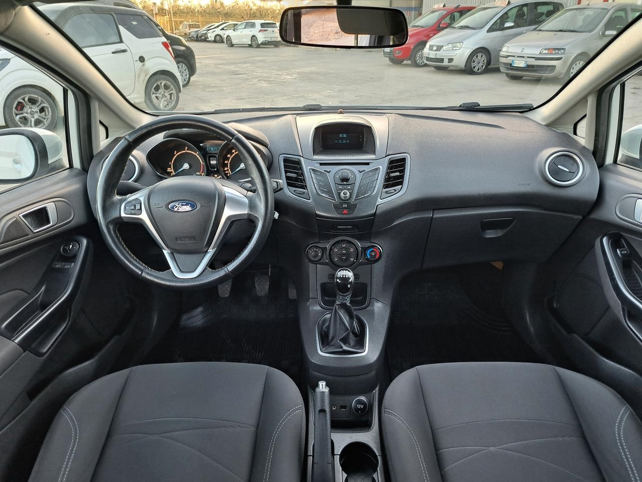 Ford Fiesta 1.5 TDCi 75CV 5 porte Titanium - 2013