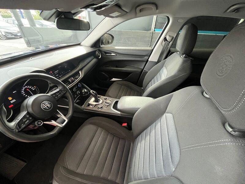 Alfa Romeo Stelvio Stelvio 2.2 t Super rwd 160cv auto