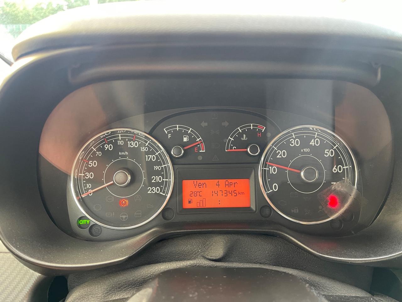 GRANDE PUNTO 1.4 BENZINA EURO5A NATURAL POWER