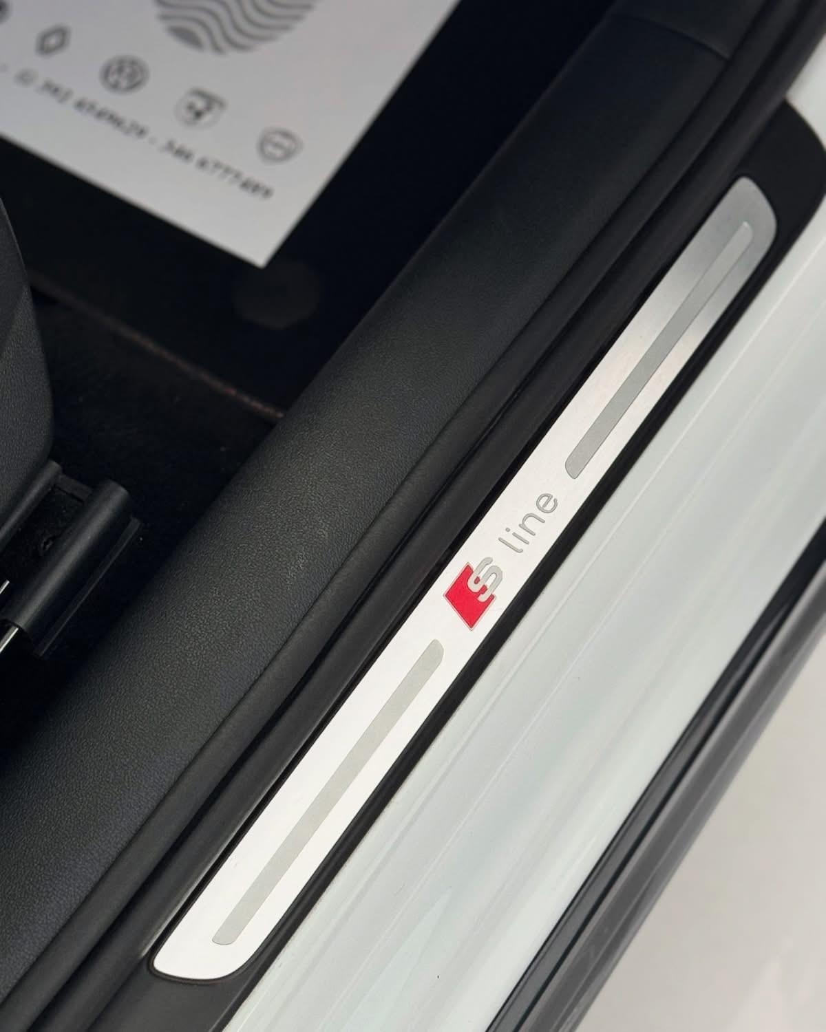 Audi A1 allstreet 30 TFSI S tronic Identity Contrast