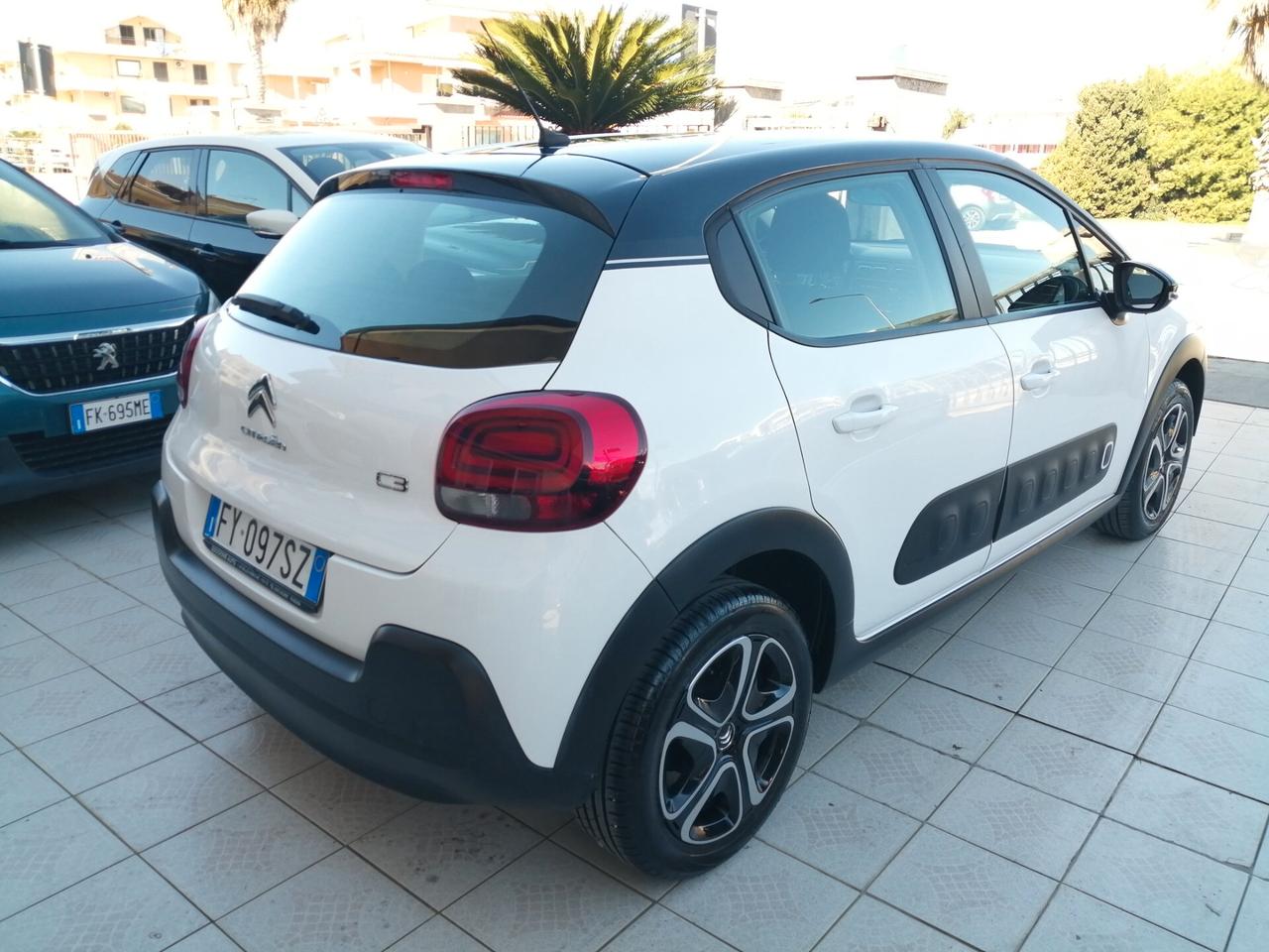 Citroen C3 PureTech 82 S&S Shine