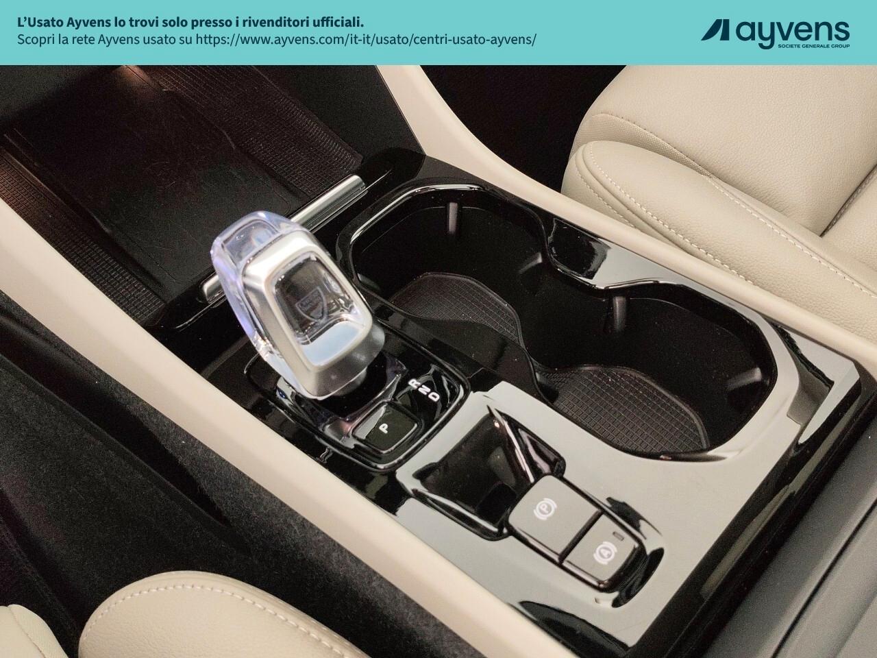 Volvo XC40 B3 automatico Plus Dark 163cv