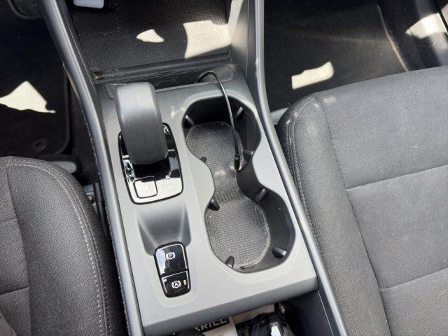 VOLVO XC40 B3 automatico Core