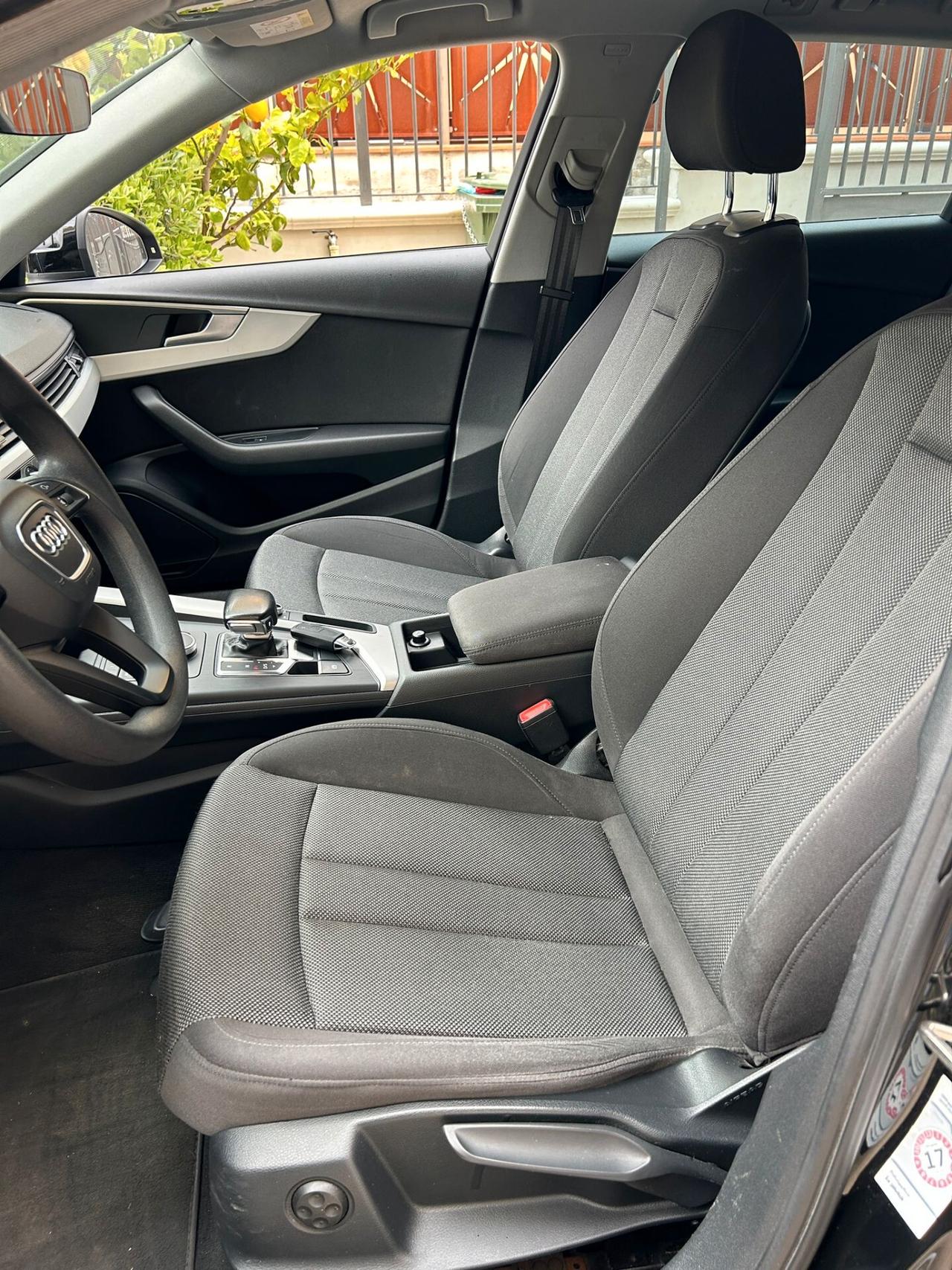 Audi A4 2.0 TDI 150 CV ultra S tronic