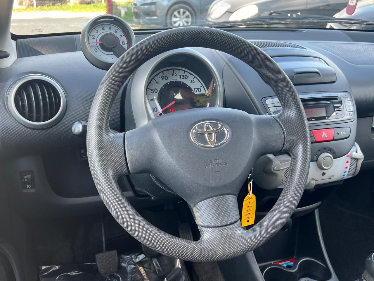 Toyota Aygo 1.0 12V VVT-i 5 porte Active Connect
