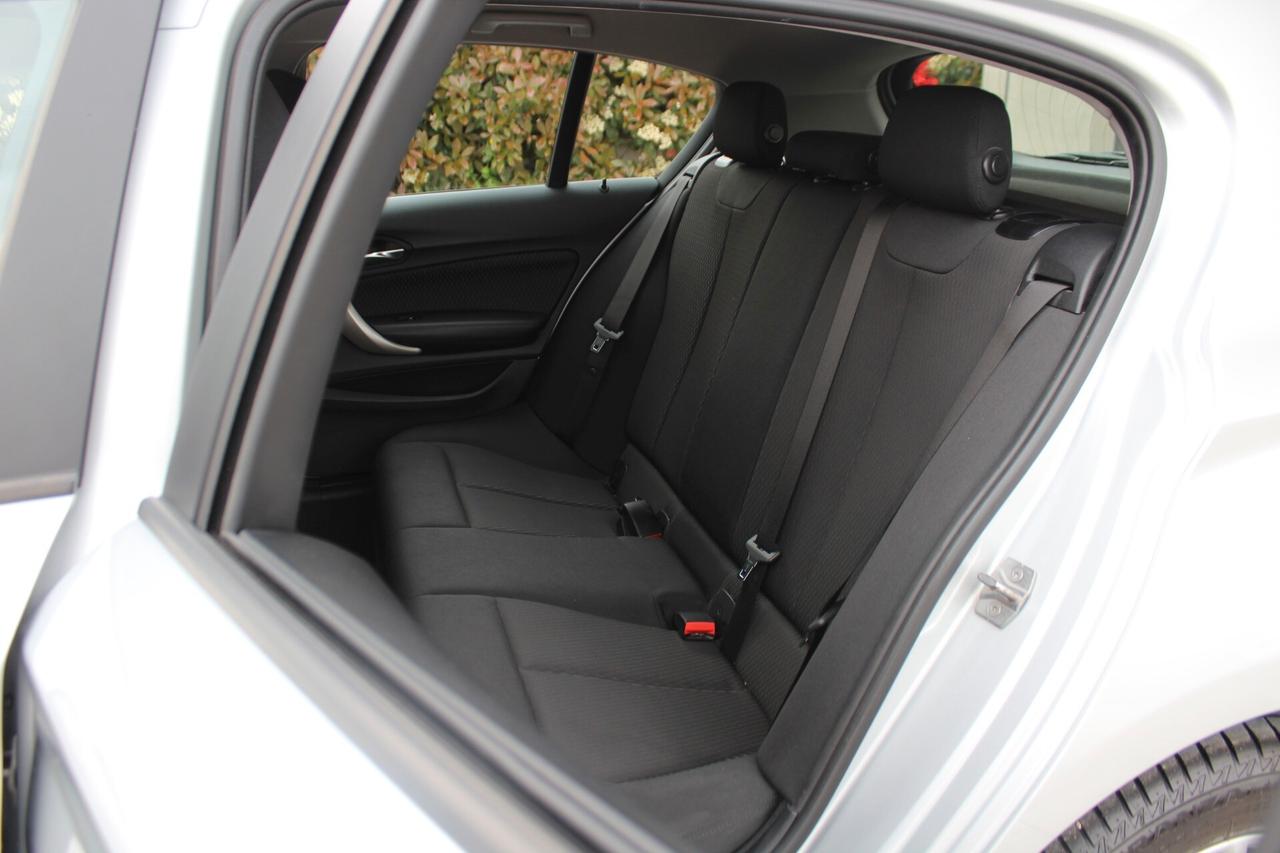 Bmw 116 116d 5p. Advantage