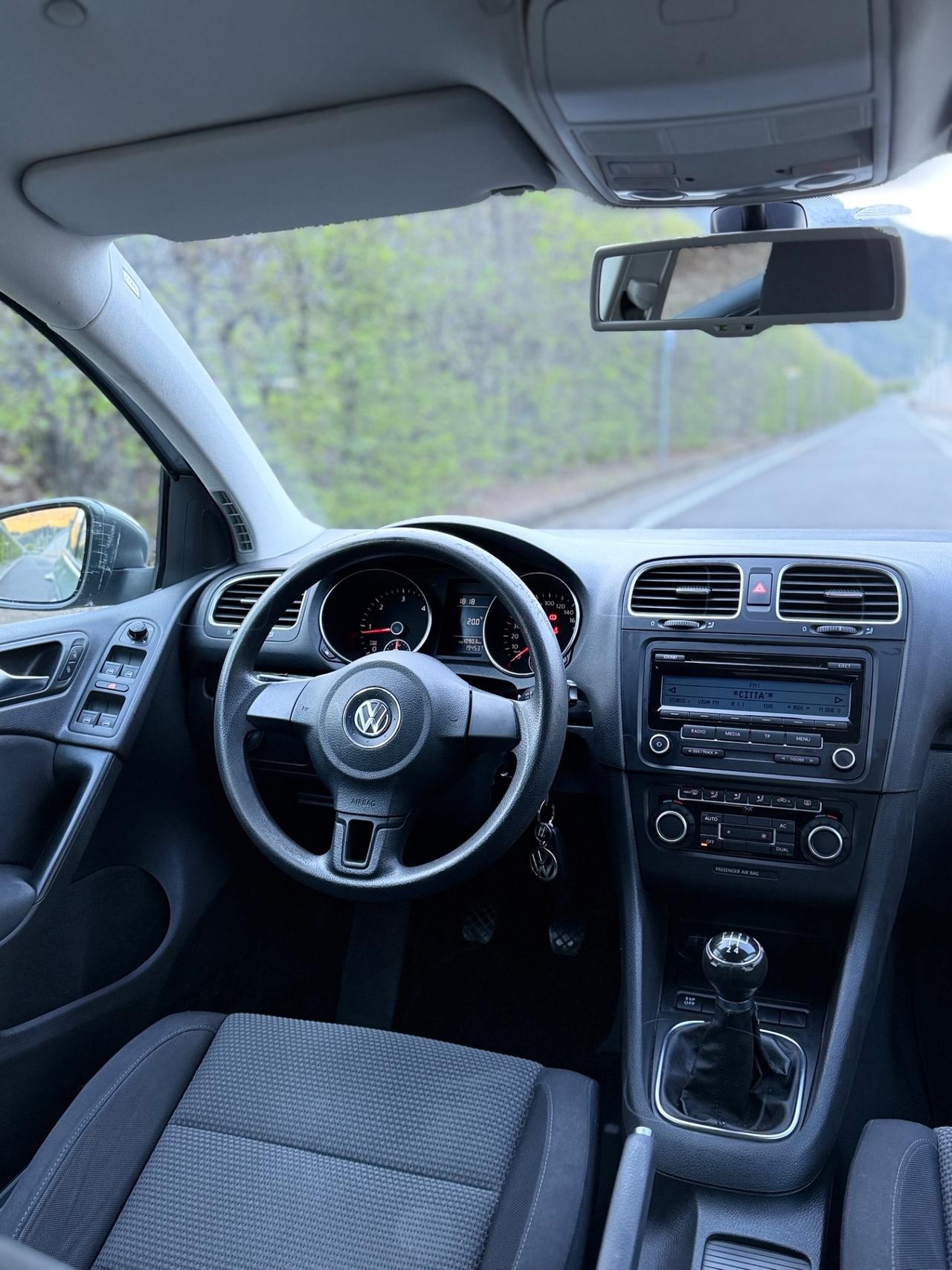 Volkswagen Golf 1.6 TDI ok neopatentati