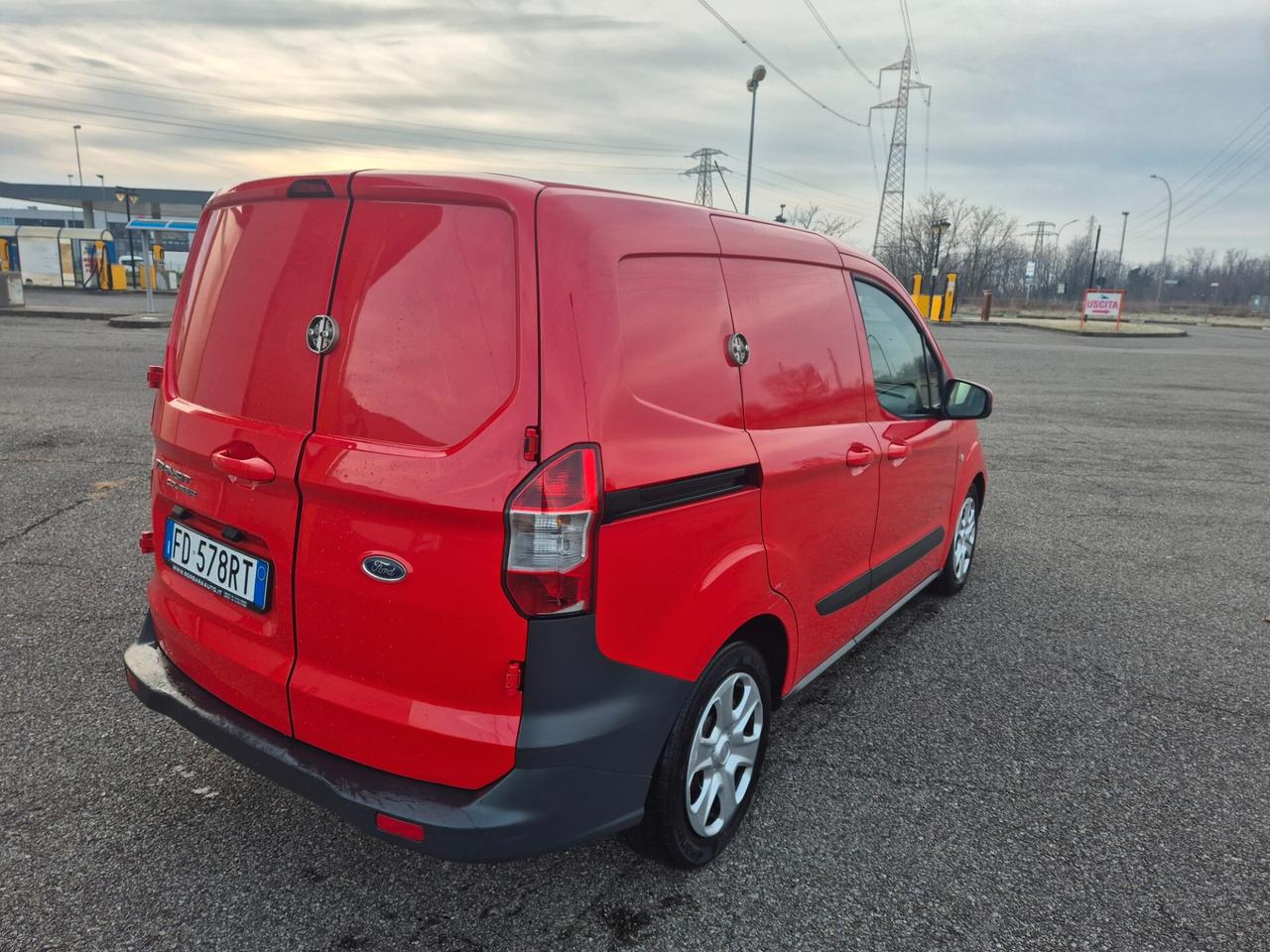 Ford Transit Courier 1.6 TDCi 95CV Van