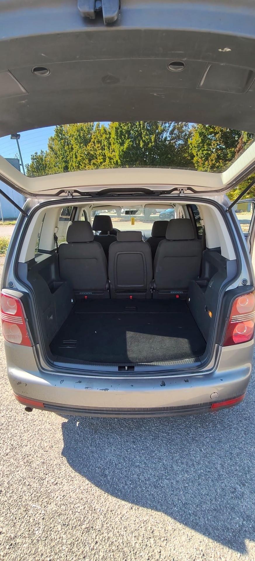 Volkswagen Touran 2.0 Conceptline Ecofuel
