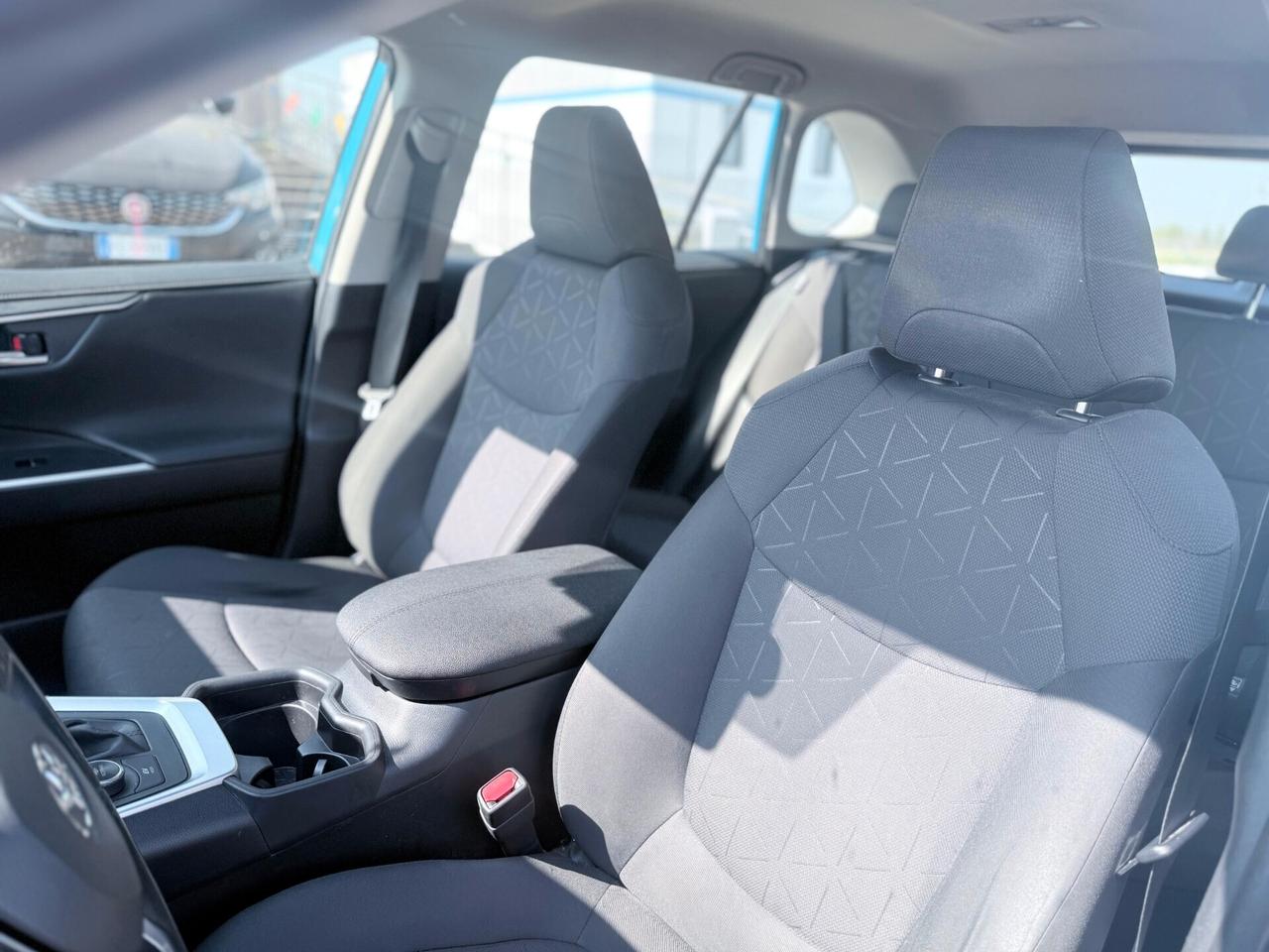 Toyota RAV 4 2.5 HV 4X4 (222CV) E-CVT AWD-i Lounge