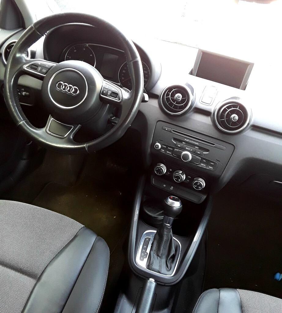 AUDI A1 SPORTBAK 1.6 TDI AMBITION TIPTRONIC