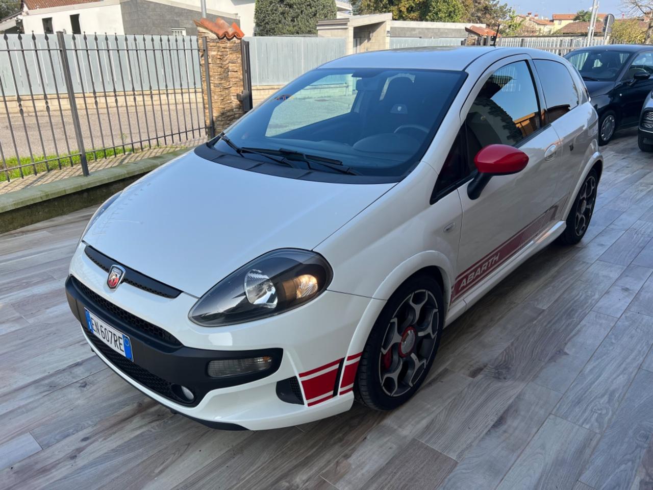 Abarth Punto 1.4 Turbo Multiair S&S Punto 1.4 Turbo Multiair S&S