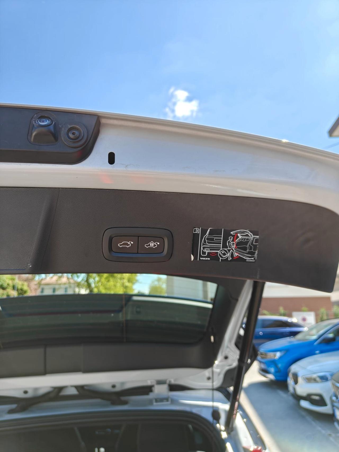 Volvo XC40 T4 phev Inscription Expression auto my21