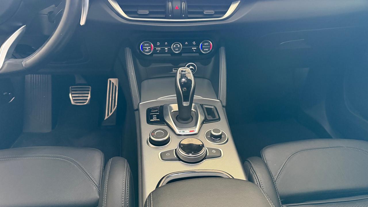 ALFAROMEO STELVIO Q4 VELOCE