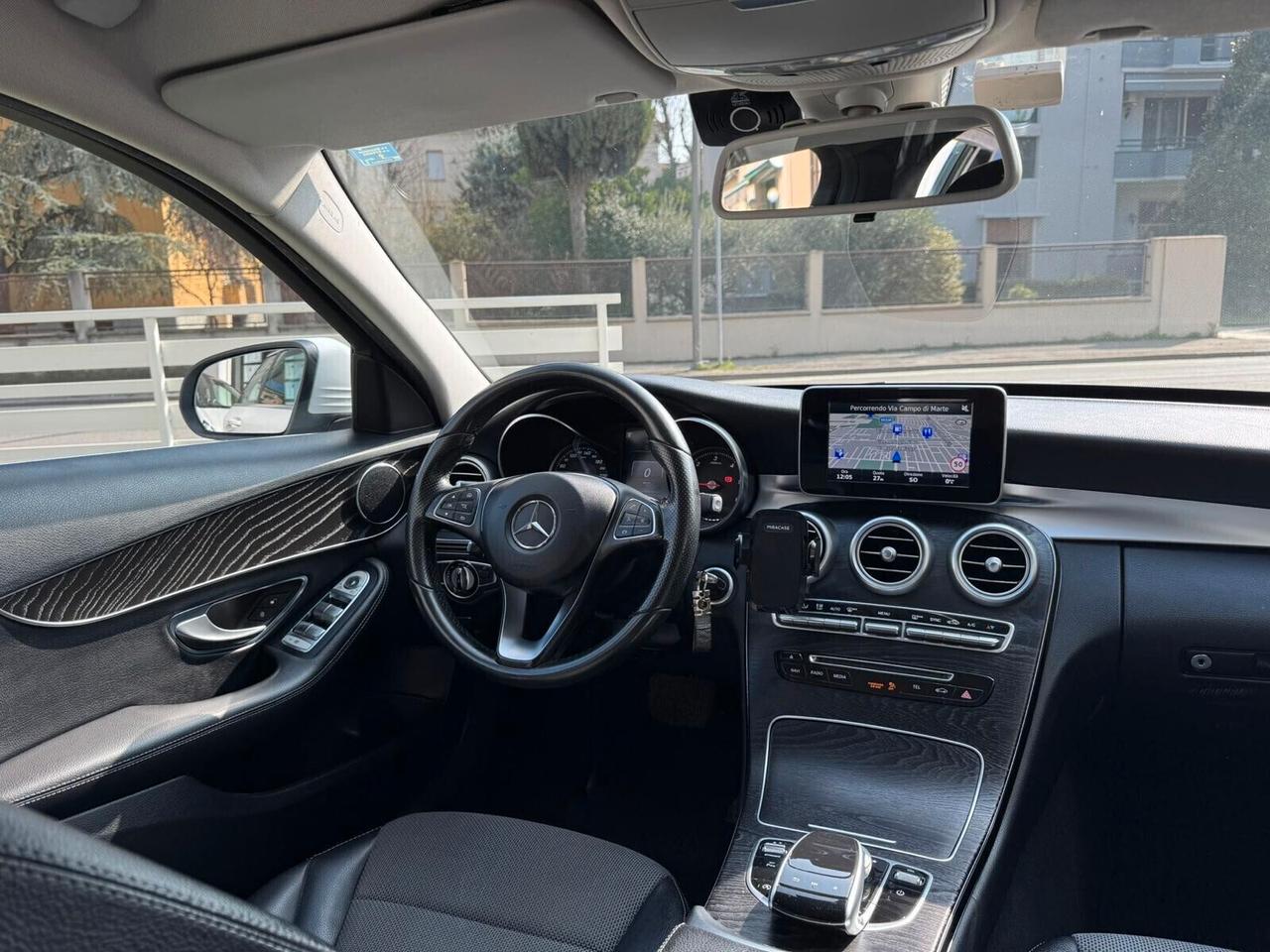 MERCEDES C 220 D S.W. AUTO SPORT