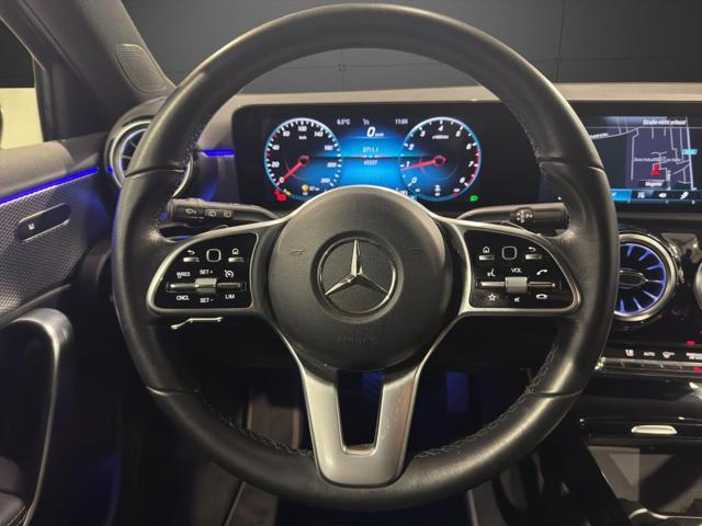 MERCEDES-BENZ A 180 Automatic Sport