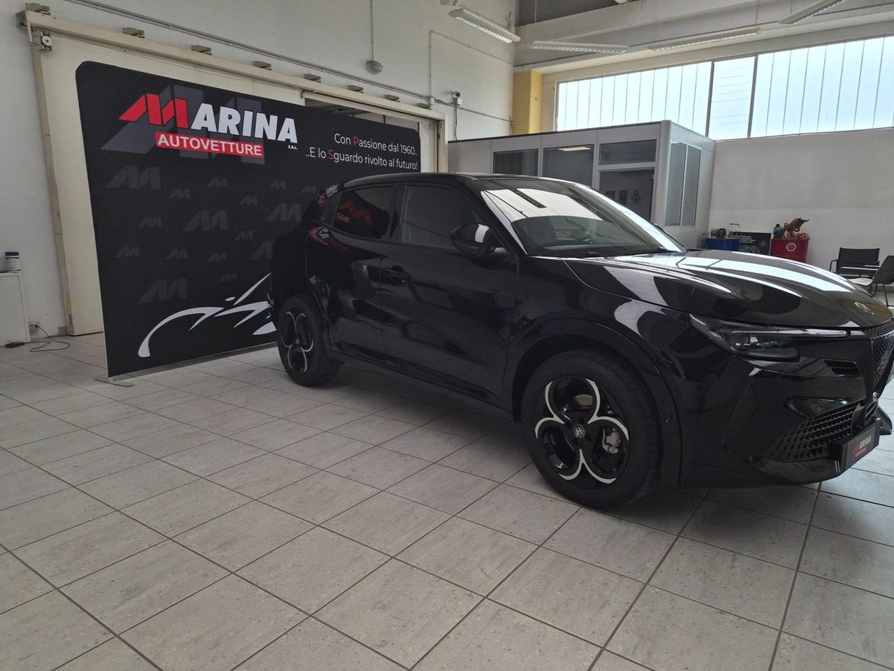 Alfa Romeo Junior 1.2 145 CV Hybrid eDCT6 Ti