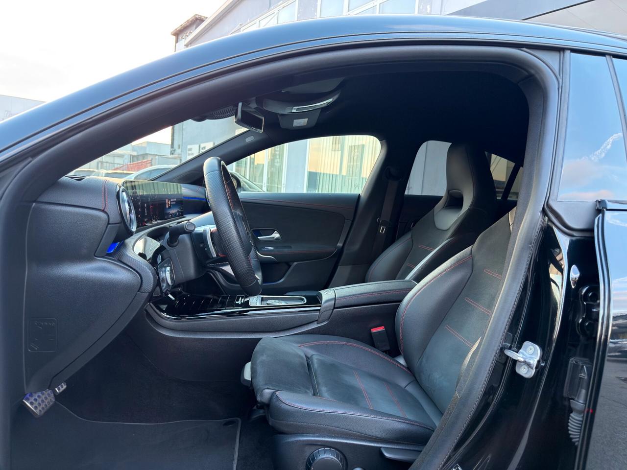Mercedes-benz CLA 180 d Automatic AMG Line Premium Plus