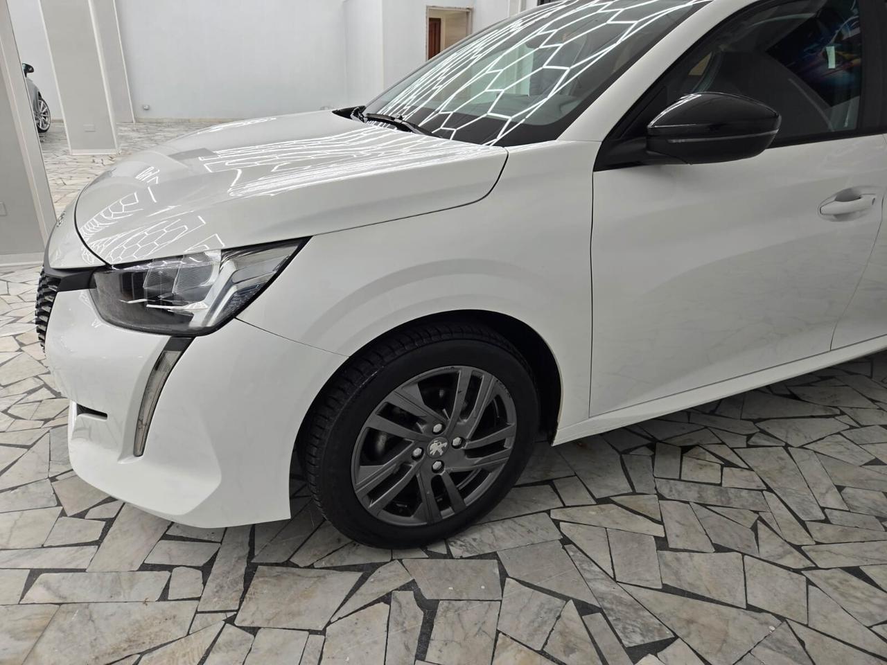 Peugeot 208 PureTech 75 Stop&Start 5 porte Like