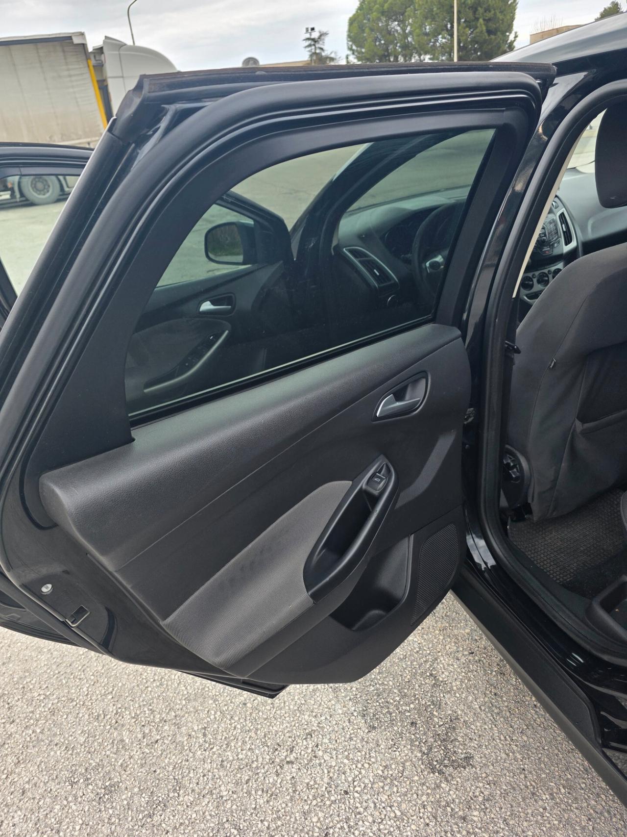 Ford Focus 1.6 disel neo patentati