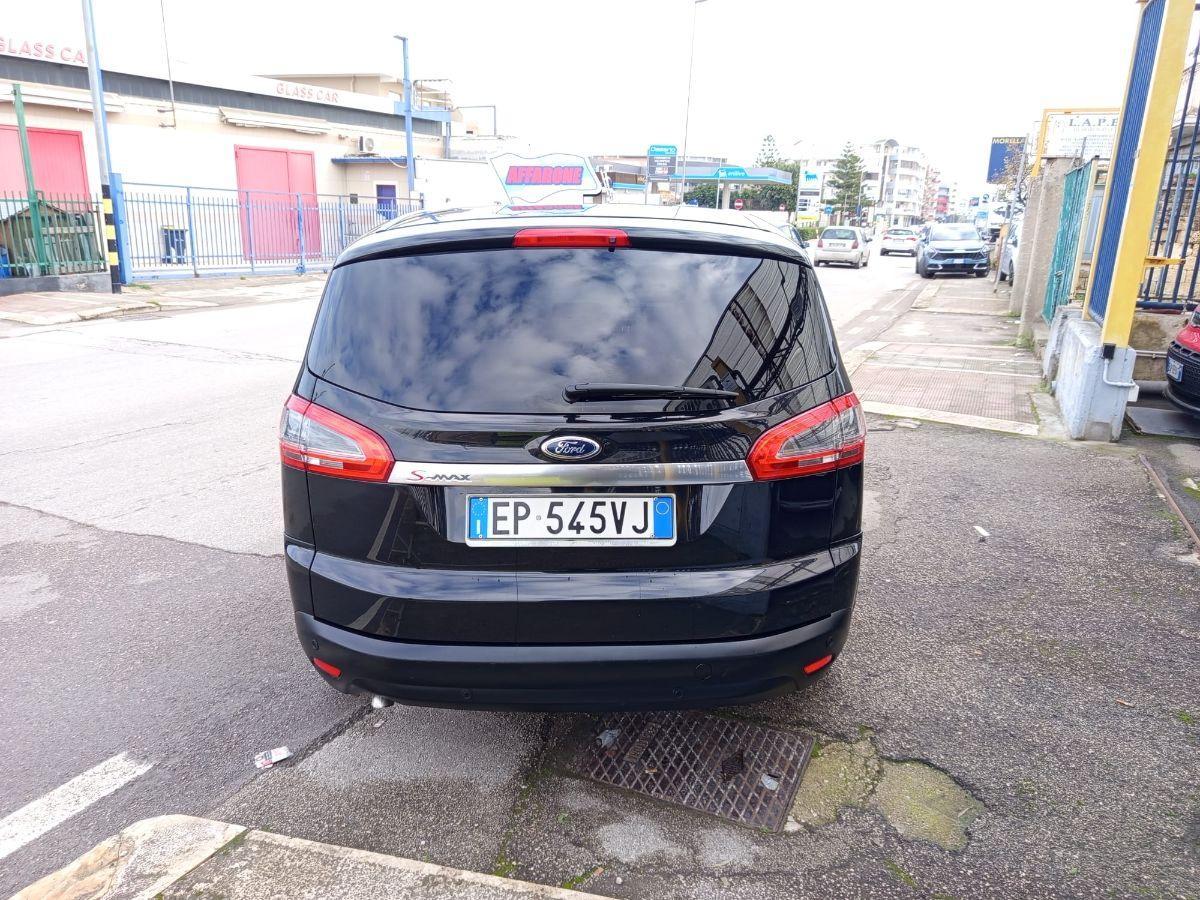 FORD S-Max 2.0 TDCi 163CV Titanium - 2013