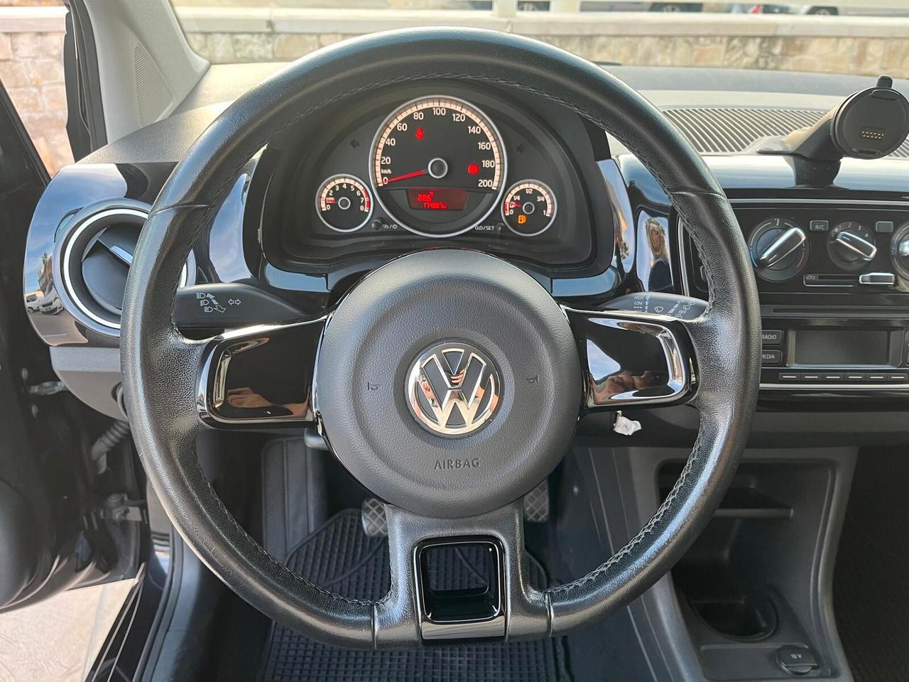 Volkswagen up! 1.0 75 CV 5p. high