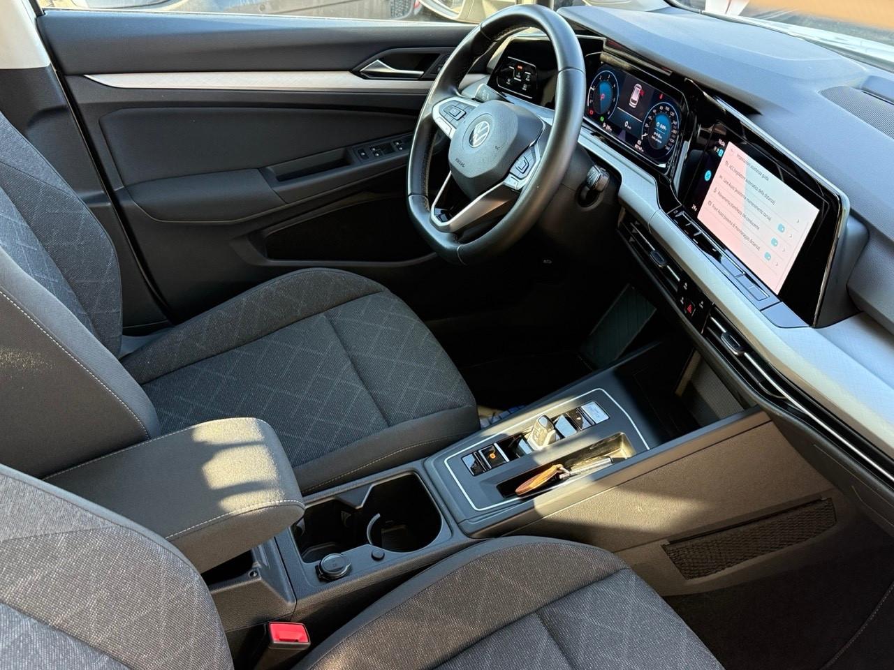 VW Golf 2.0 TDI SCR DSG Life 2022 PREZZO REALE