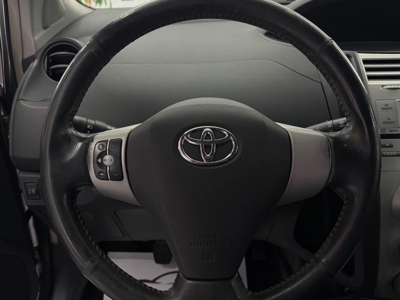 Toyota Yaris 1.0 Full Opt