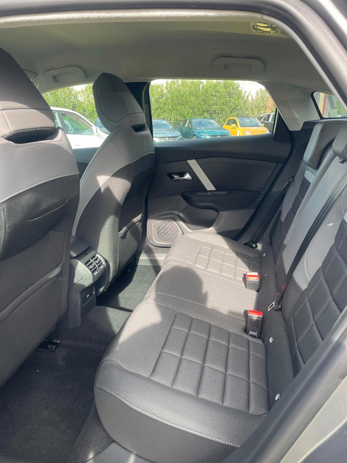 Citroen C4 Hybrid 136 e-DCS6 Plus My-25