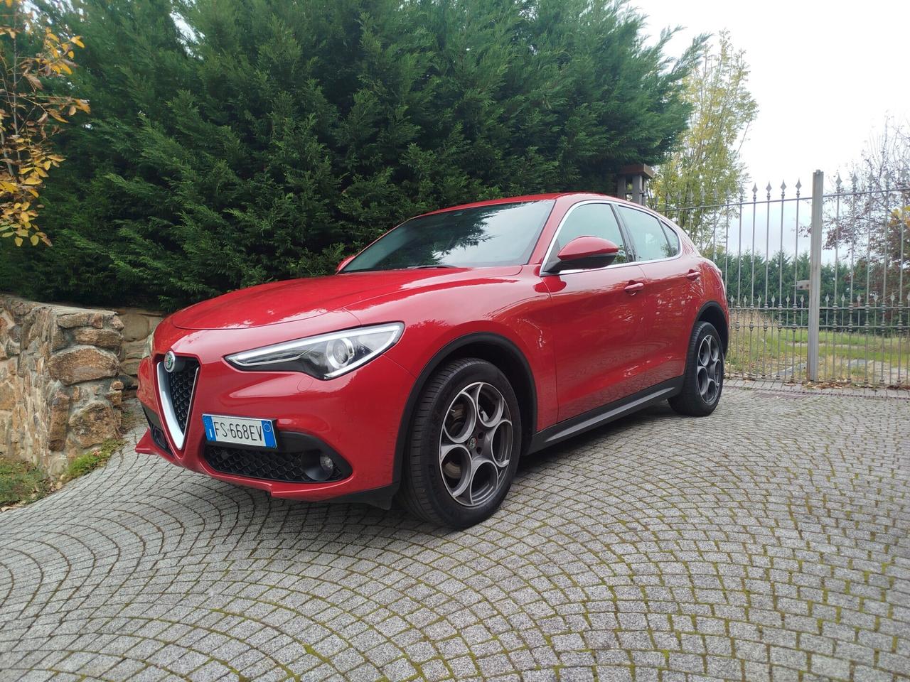 Alfa Romeo Stelvio 2.2 Turbodiesel 210 CV AT8 Q4 Super
