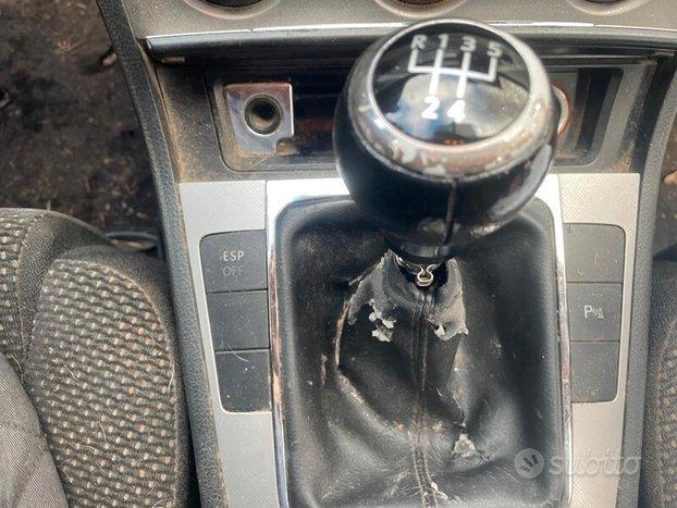 VOLKSWAGEN Passat 6 serie Passat 1.9 TDI/105C...