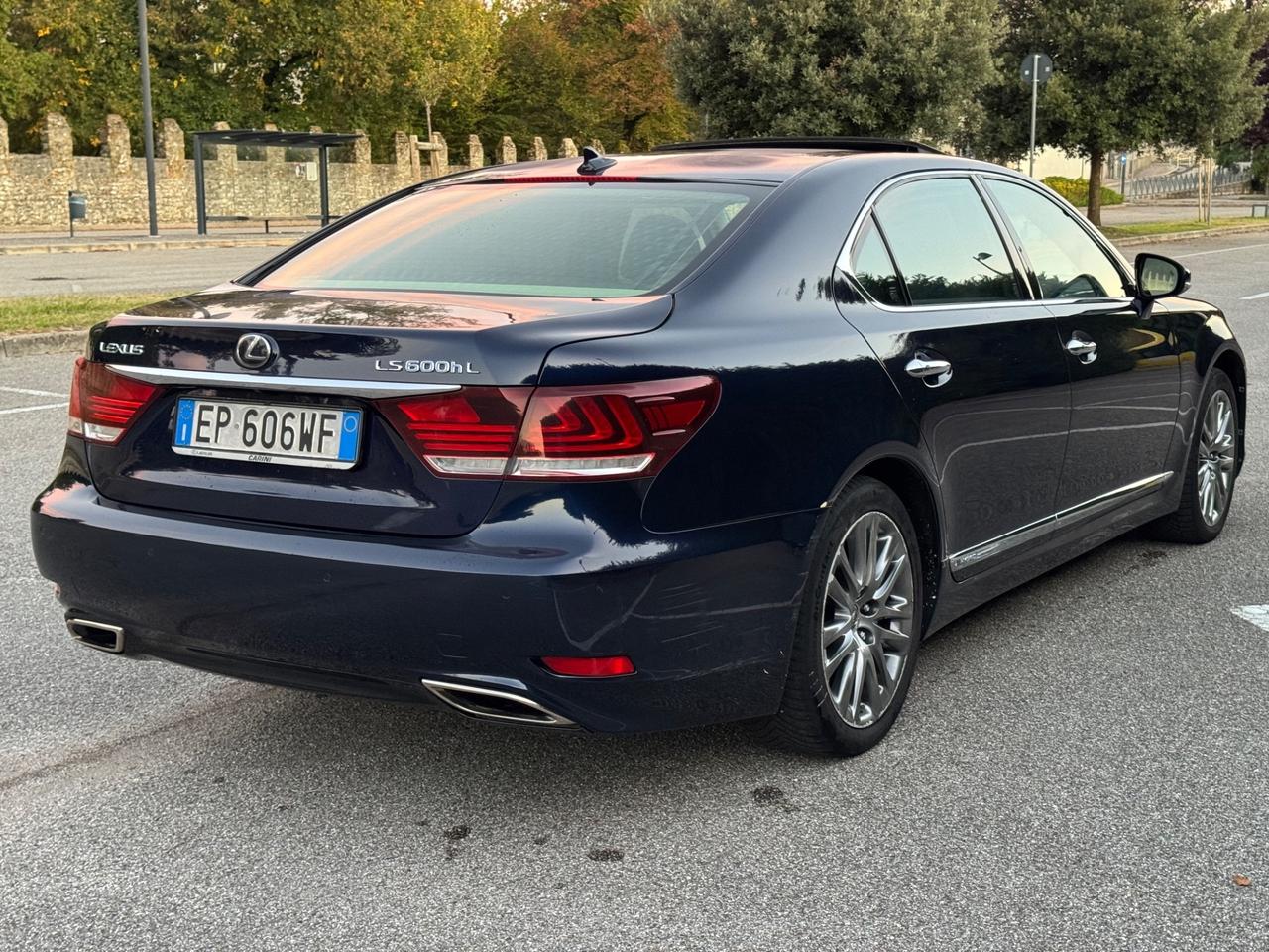 Lexus LS 600h L 5.0 Hybrid Full Optional !