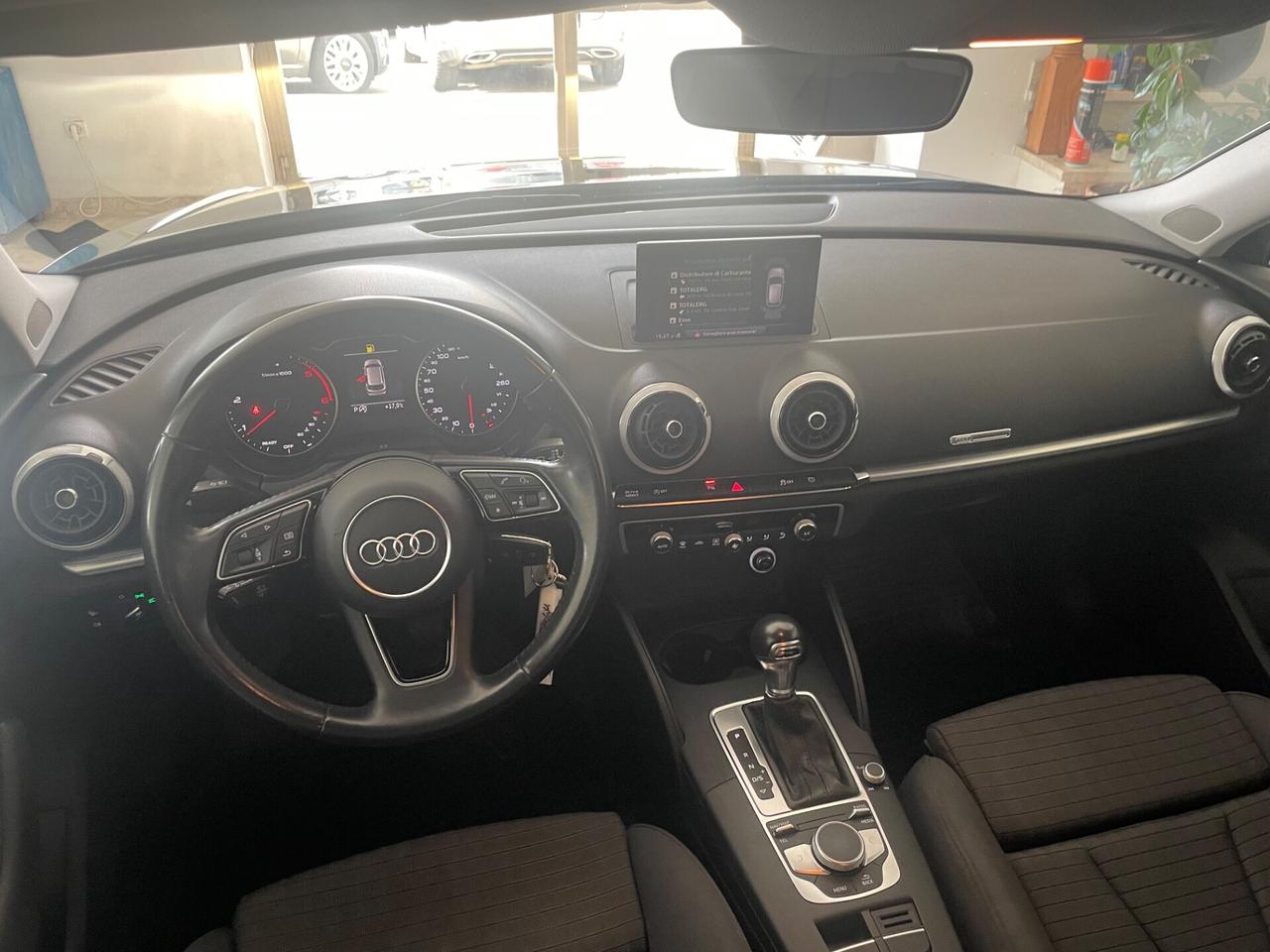 AUDI A3 SPB 1.6 TDI 116 CV S TRONIC SPORT