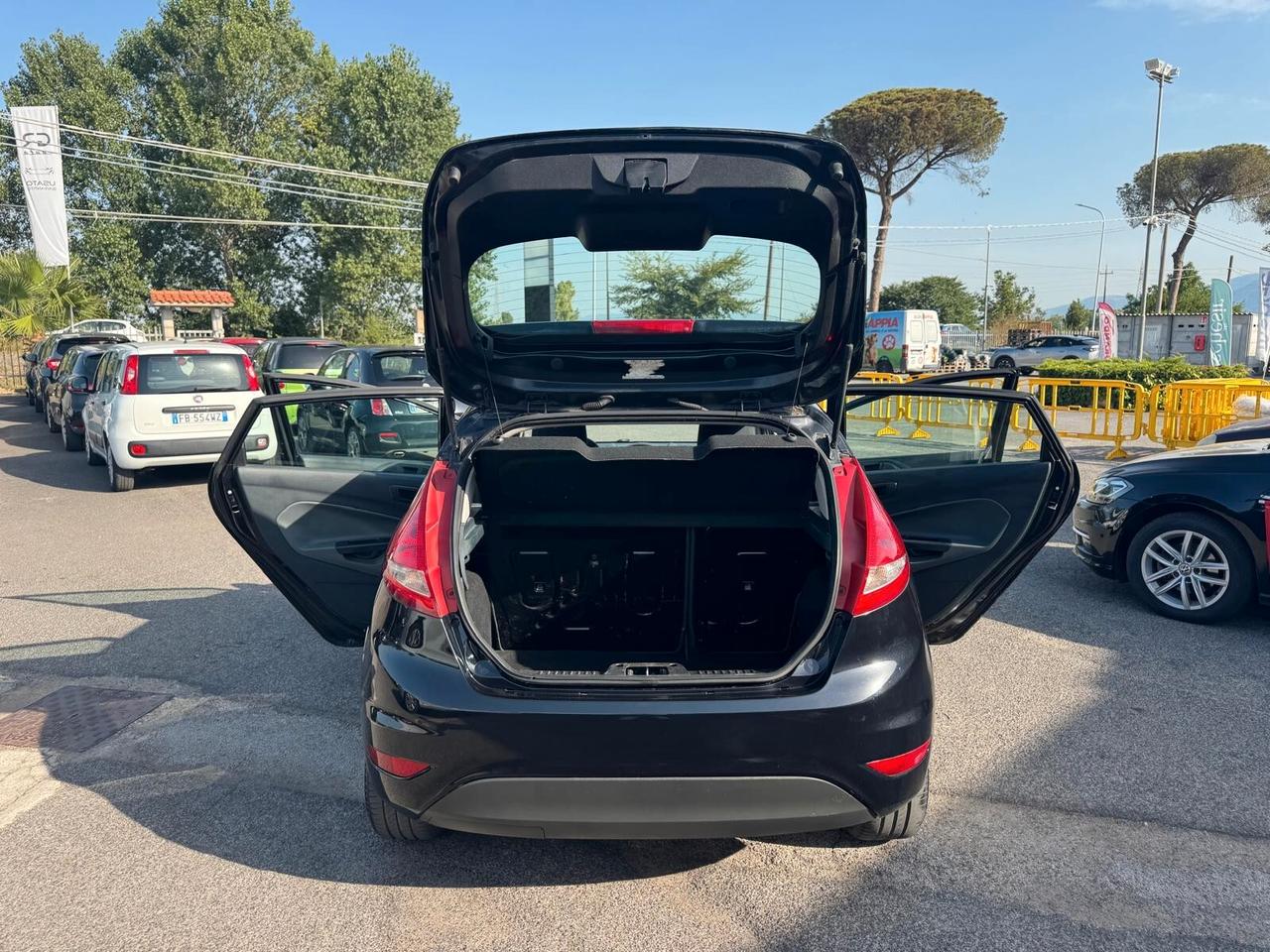 Ford Fiesta 1.4 BENZ 97CV AUTOMATICA 5P 2010