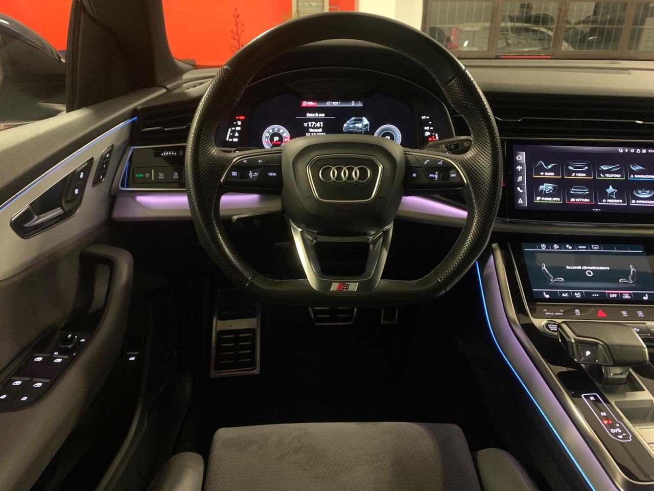 Audi Q8 55 TFSI quattro tiptronic S line