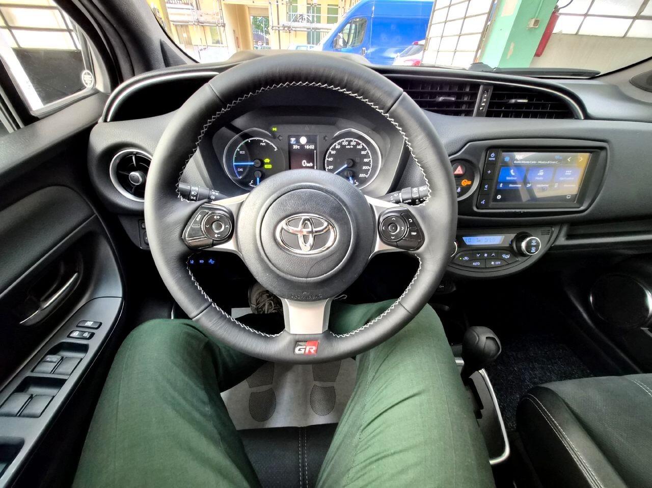 Toyota Yaris GR Sport 1.5 Hybrid