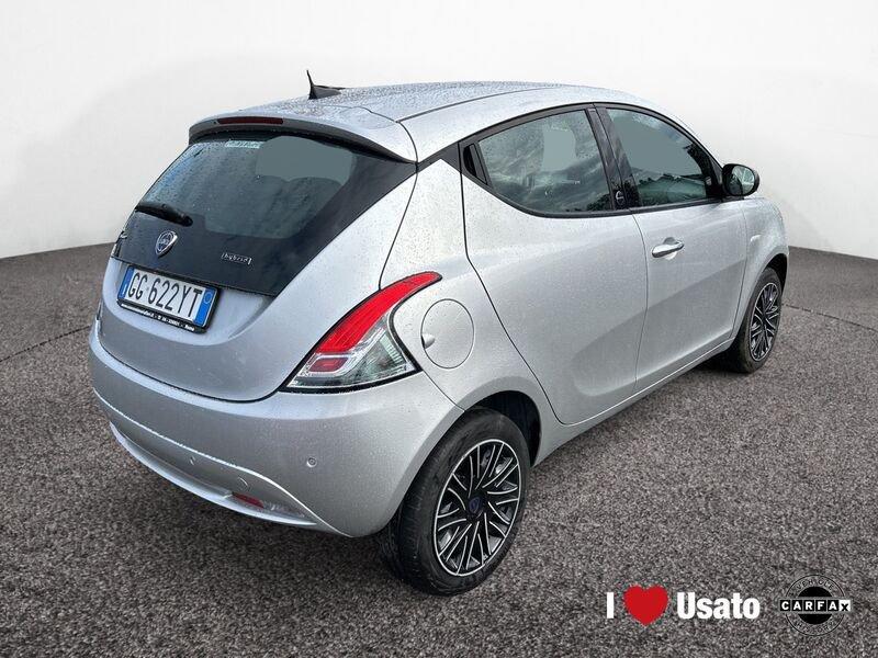 Lancia Ypsilon III 2021 1.0 firefly hybrid Gold s&s 70cv