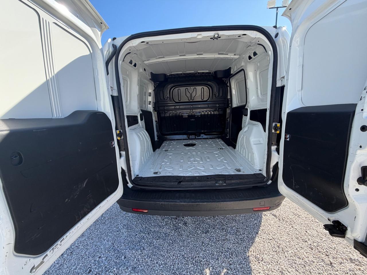 Fiat doblo’ 1.6 mjt 3 posti