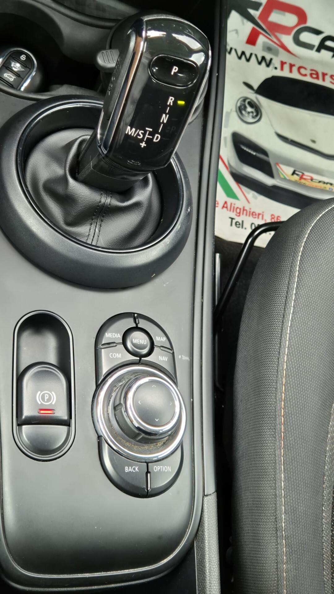 Mini One D Countryman 1.5 Business Automatica