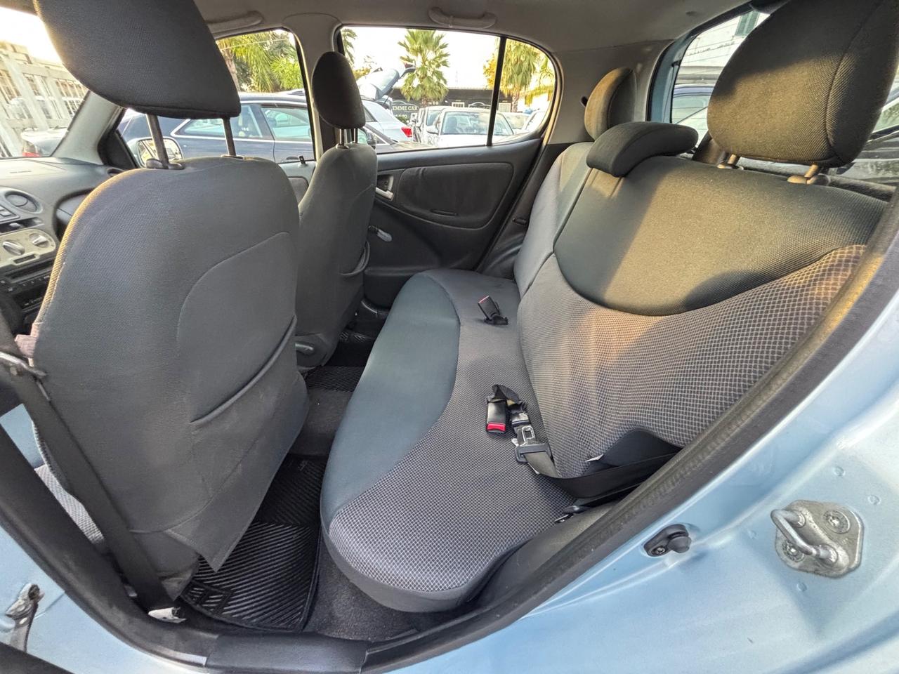 TOYOTA YARIS 1.0 65CV SOLI 75.000KM