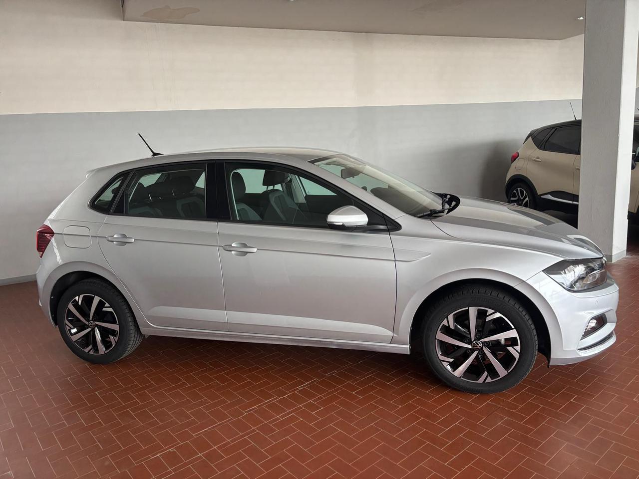 Volkswagen Polo 5p 1.0 tgi highline 90cv my19