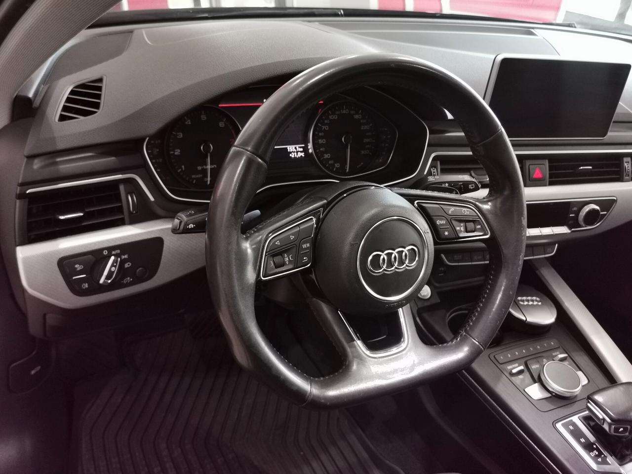 Audi A4 40 TFSI S tronic Business Sport