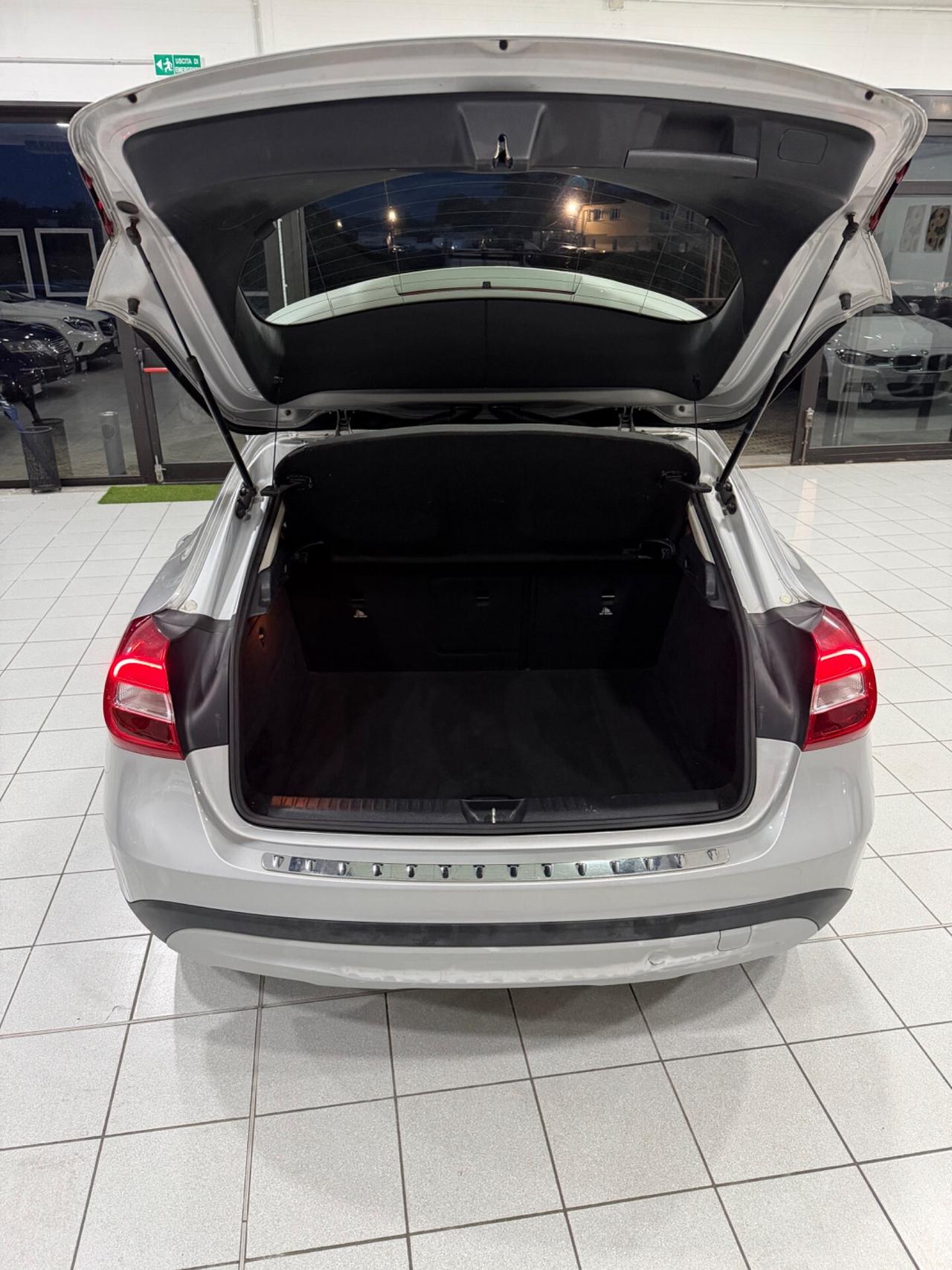 Mercedes-benz GLA 180 d Automatic Business