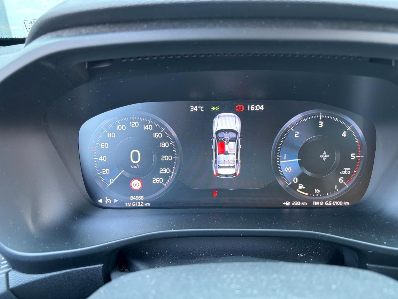 Volvo XC40 D3 R-design
